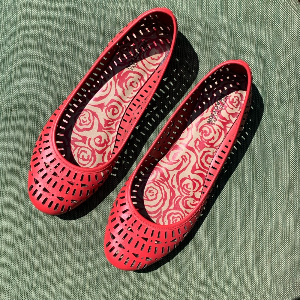 Kenneth Cole Reaction Laser Cut Flats